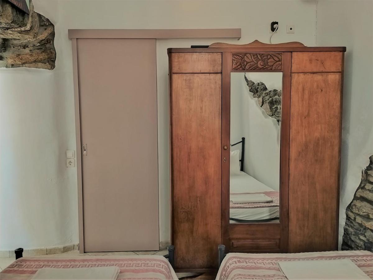 Pallada Rooms Тинос Екстериор снимка
