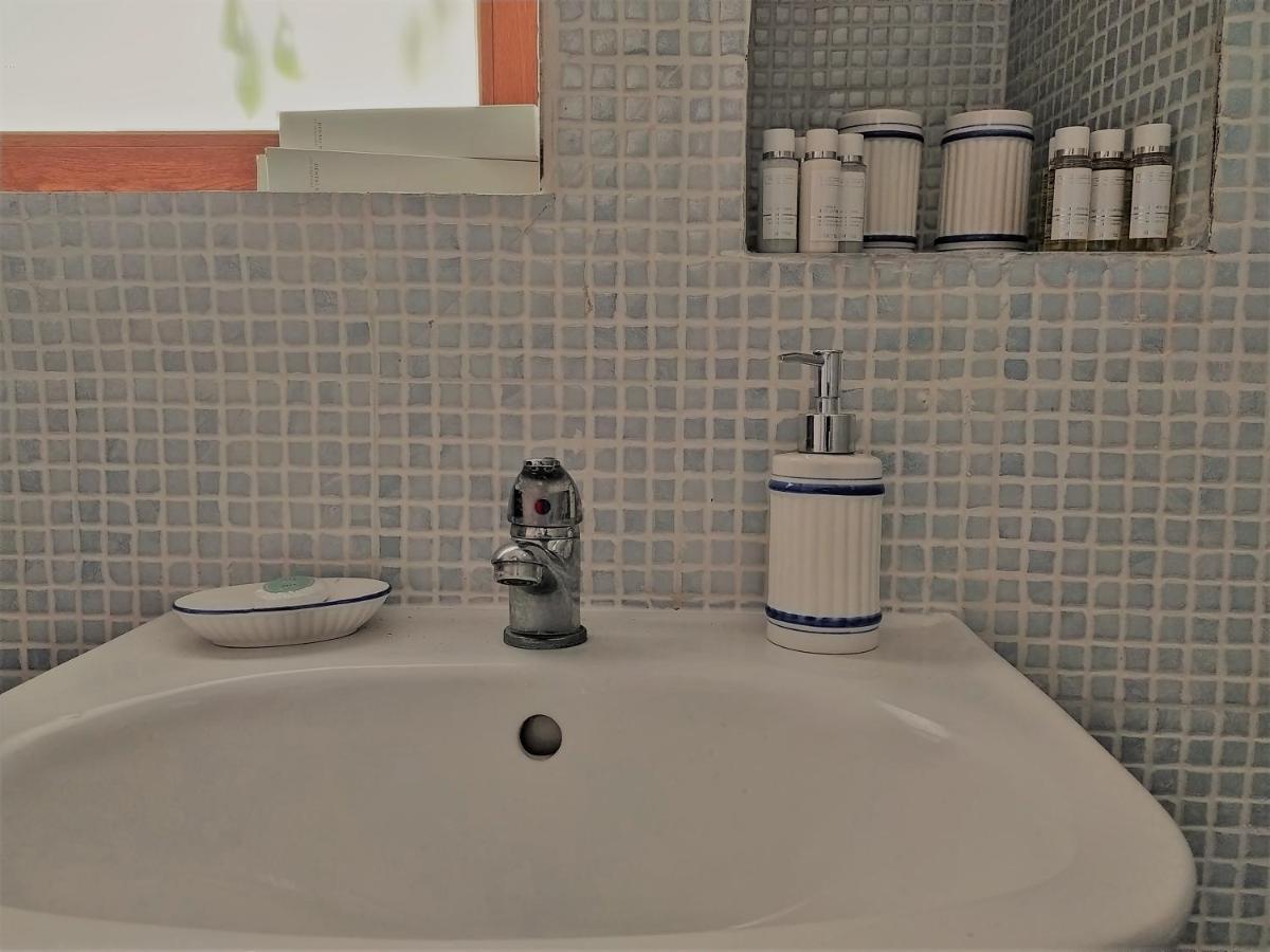 Pallada Rooms Тинос Екстериор снимка