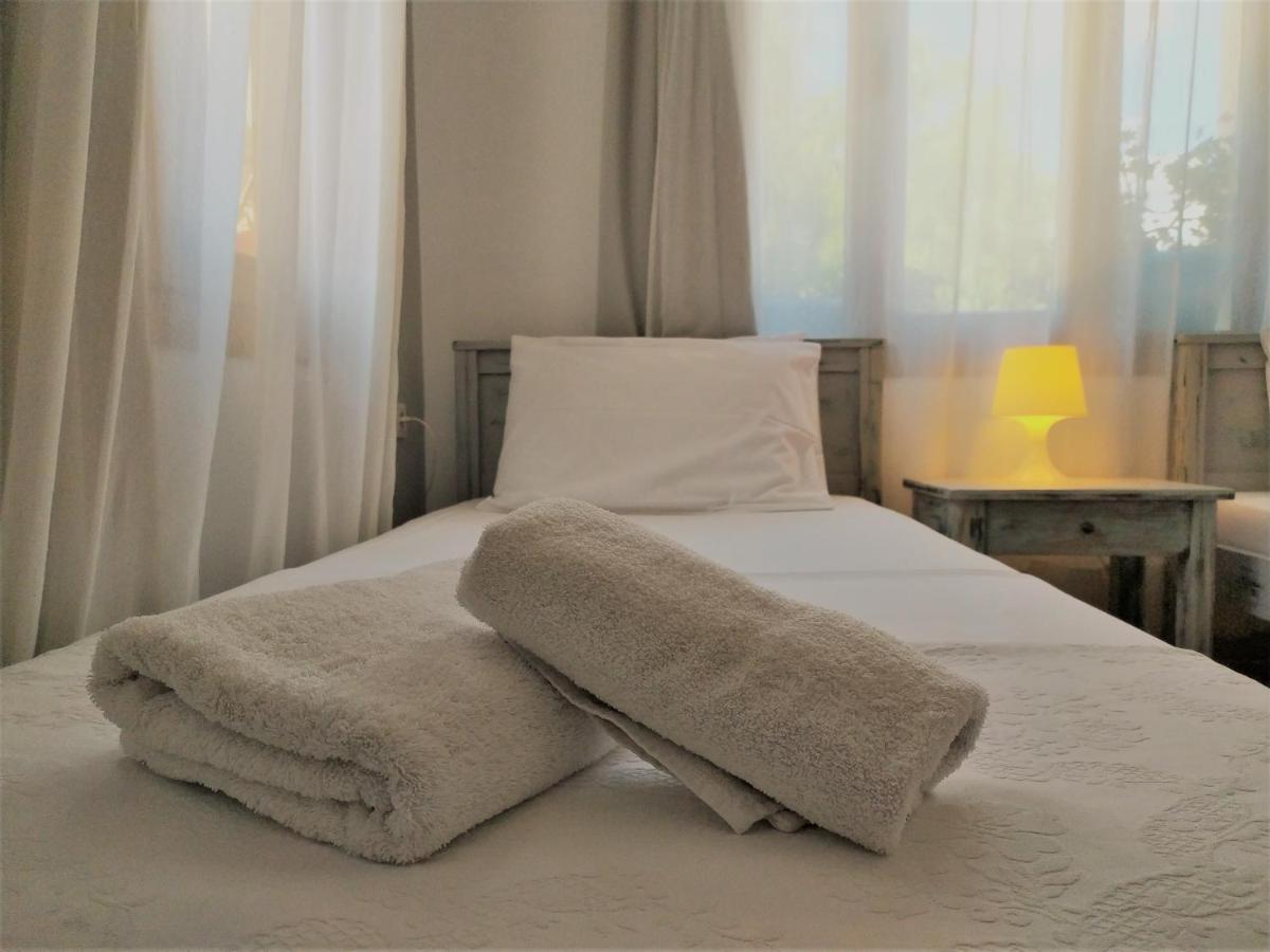 Pallada Rooms Тинос Екстериор снимка