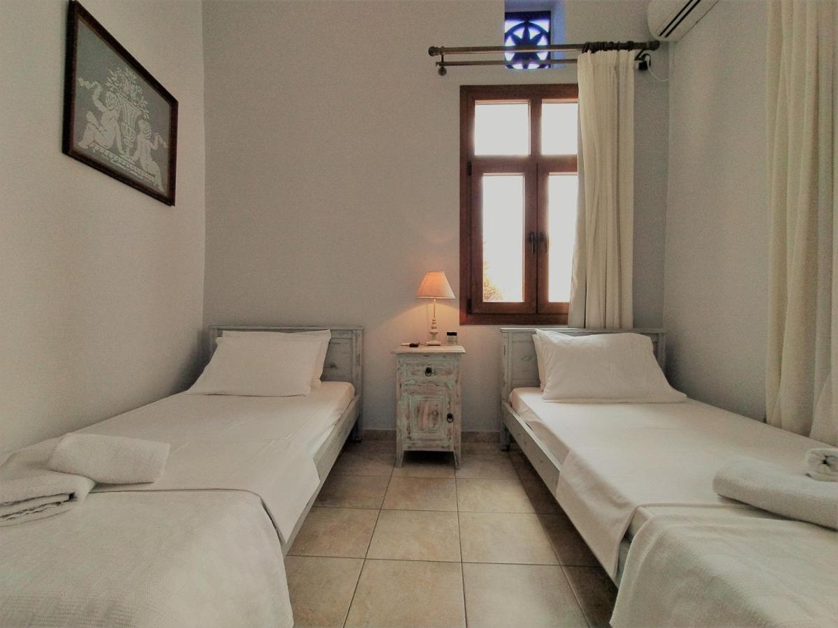 Pallada Rooms Тинос Екстериор снимка