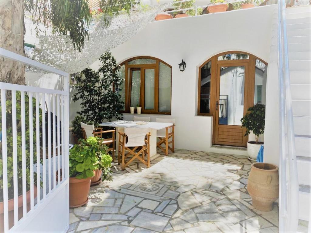 Pallada Rooms Тинос Екстериор снимка