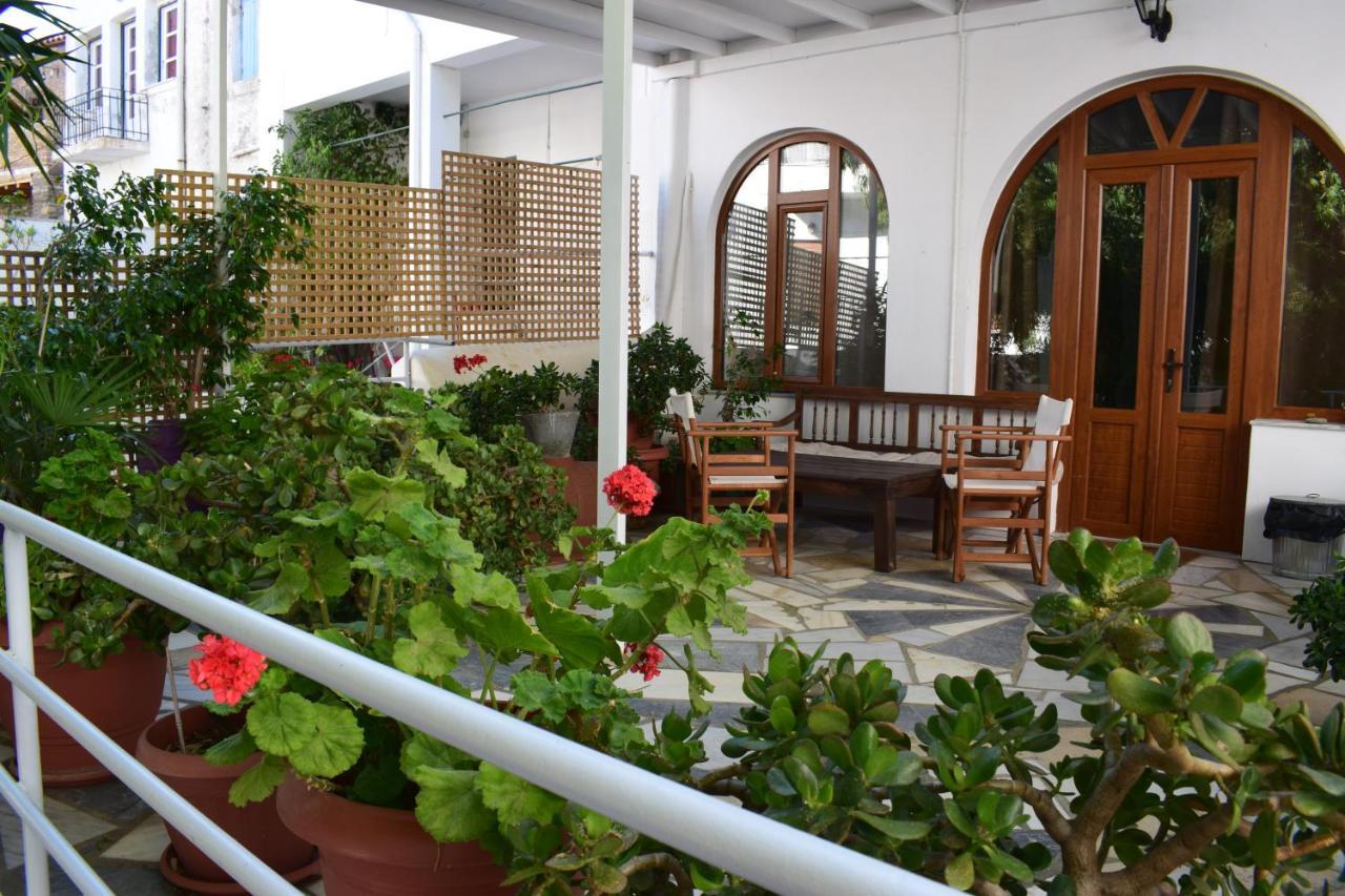 Pallada Rooms Тинос Екстериор снимка