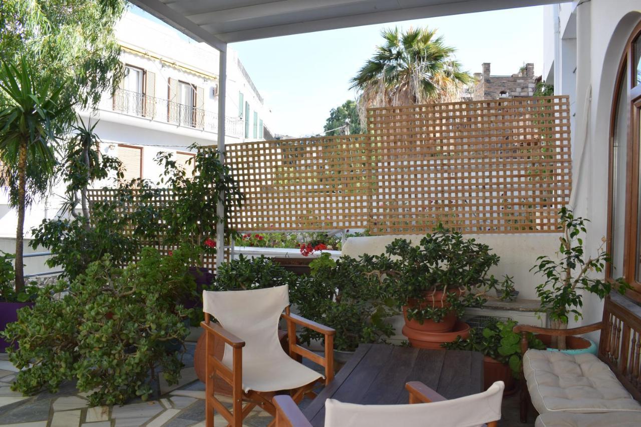 Pallada Rooms Тинос Екстериор снимка